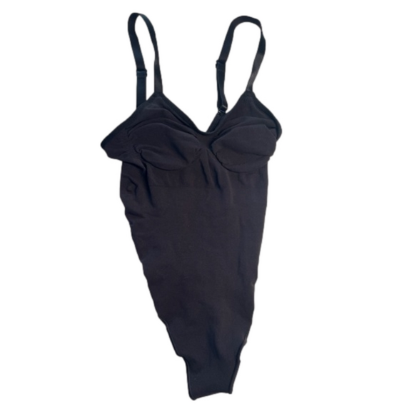 Skims L/XL sculpting thong bodysuit onyx black - Picture 5 of 6